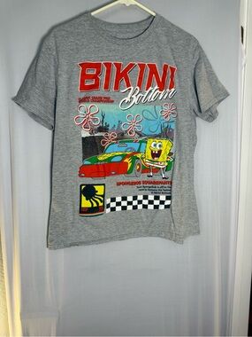 wet n wild Grey SpongeBob Bikini Bottom Racing Graphic Tee